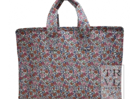 Overnight Tote in Garden Floral Online now